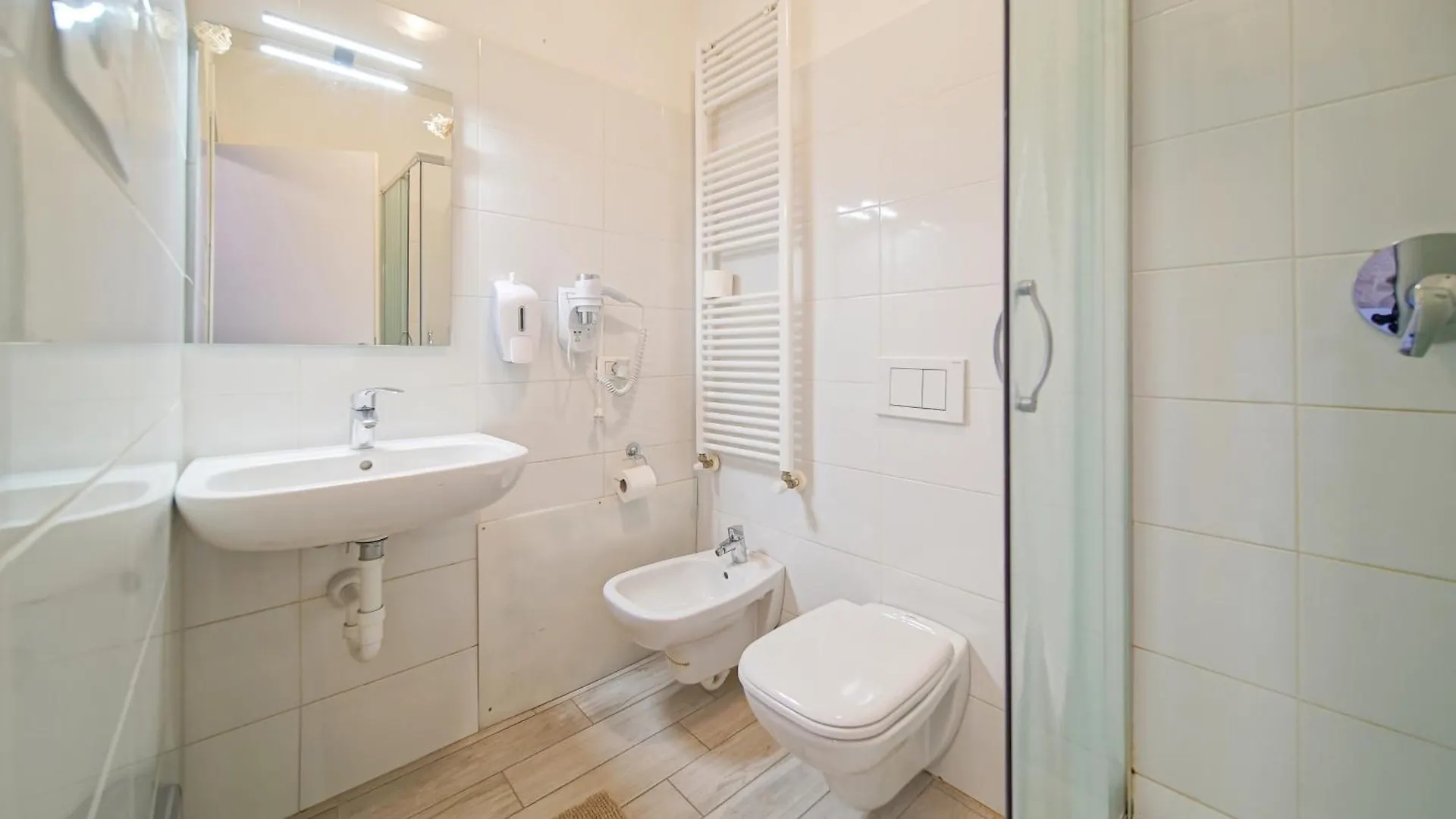 Langolo Di Laura Borgo Roma Destiny Home 3 Verona Italien