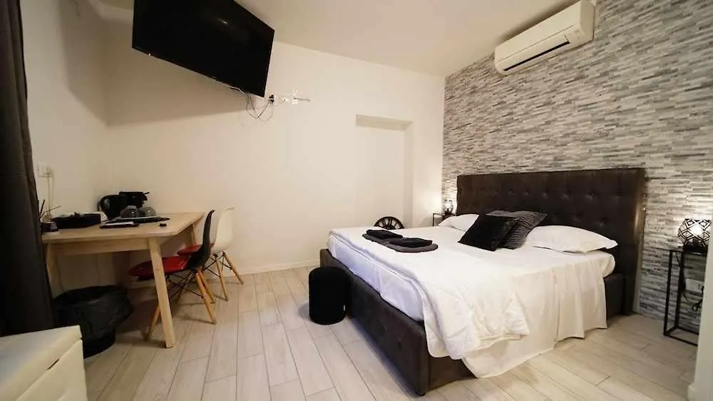Langolo Di Laura Borgo Roma Destiny Home 3 Βερόνα Πανσιόν